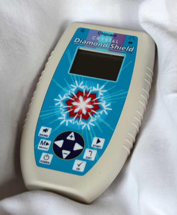 Der Multifrequenz Zapper Diamond Shield Crystal